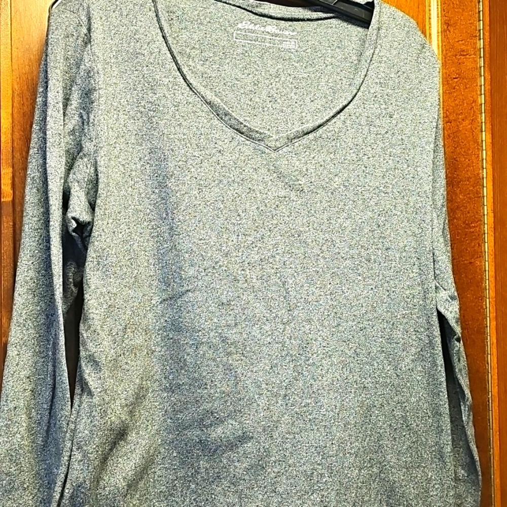 Eddie Bauer woman's long sleeve shirt.  Gray